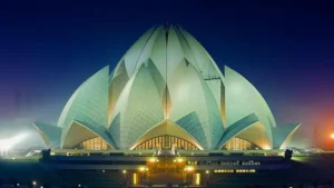 Lotus Temple Delhi front view during daytime
