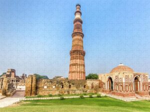 Qutub Minar: Delhi's Iconic UNESCO World Heritage Monument Qutub Minar Delhi UNESCO World Heritage Site